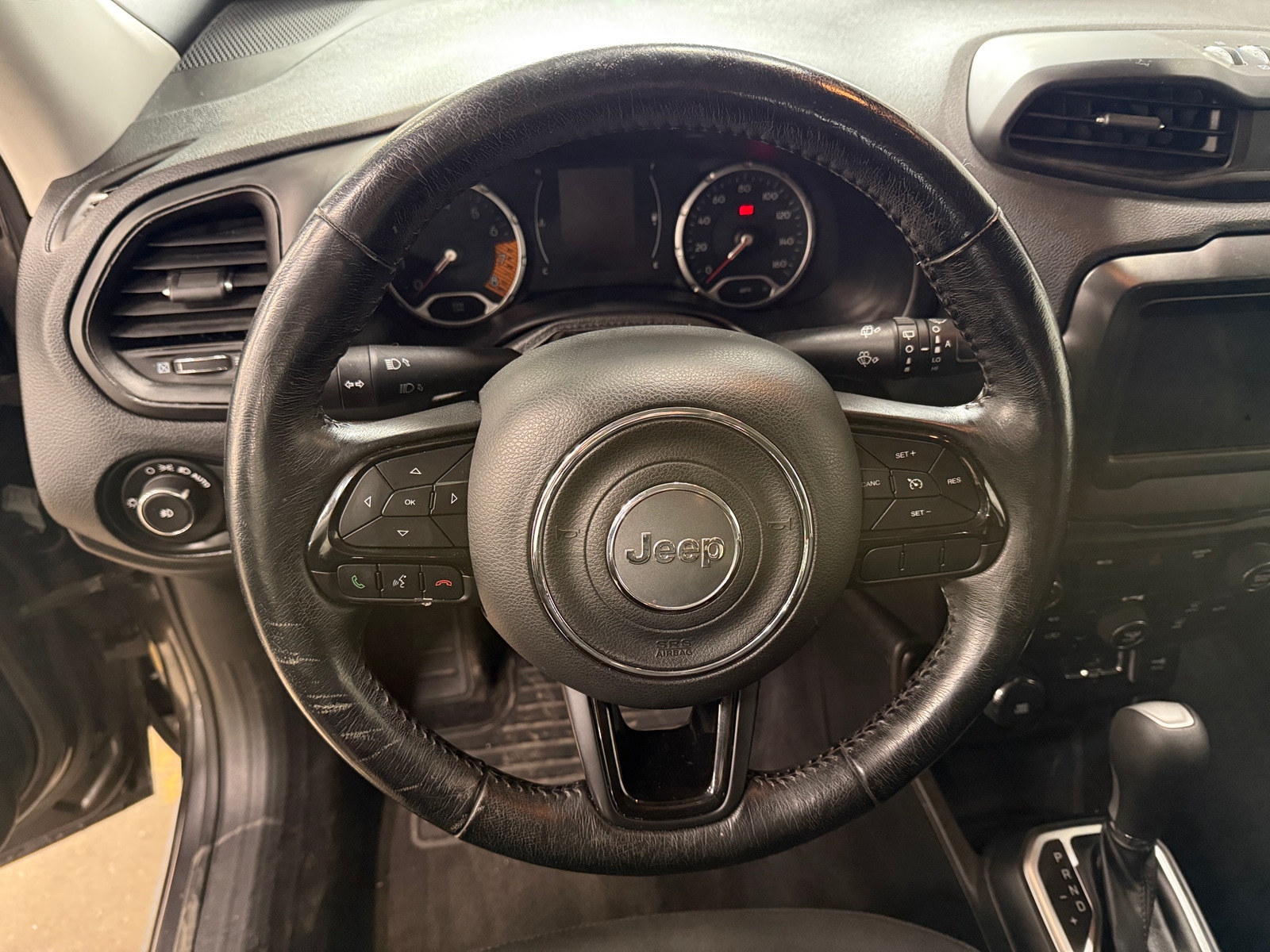 Thumbnail: 2019 Jeep Renegade - 5