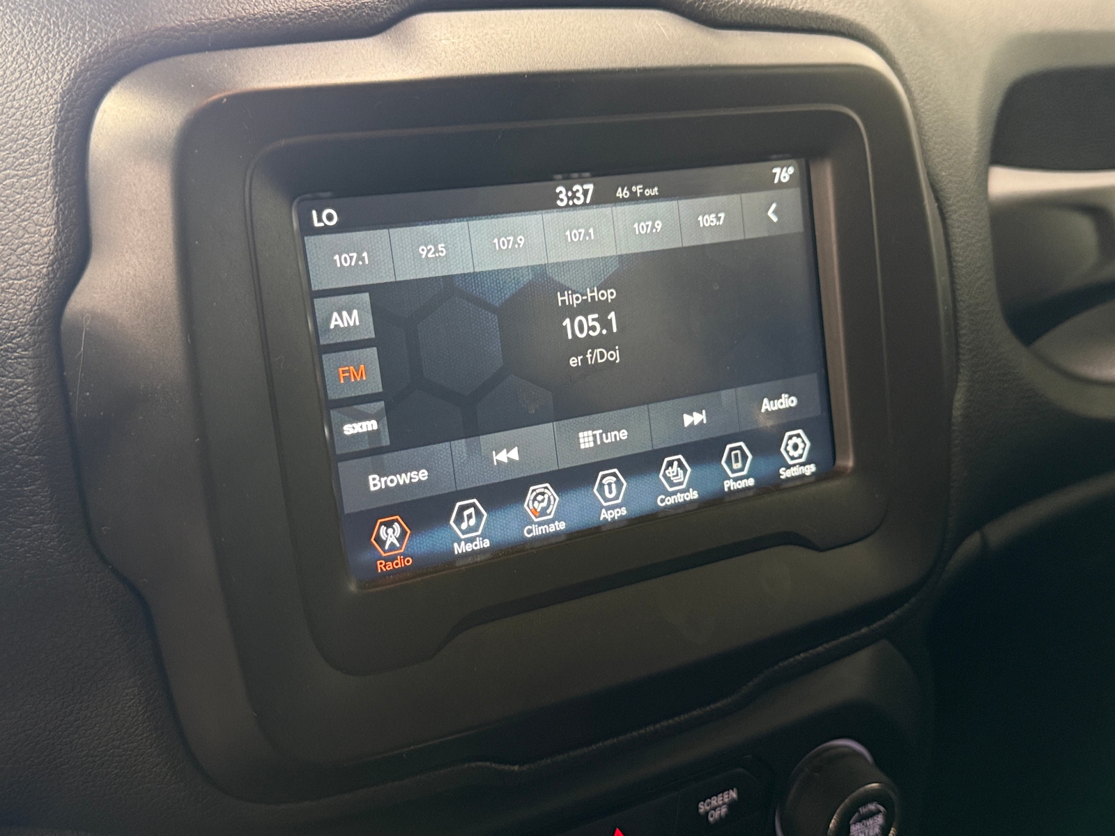 Thumbnail: 2019 Jeep Renegade - 4