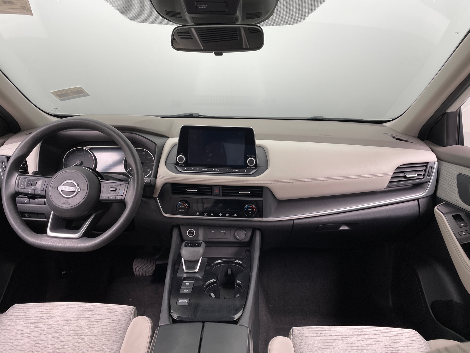 Thumbnail: 2023 Nissan Rogue - 3