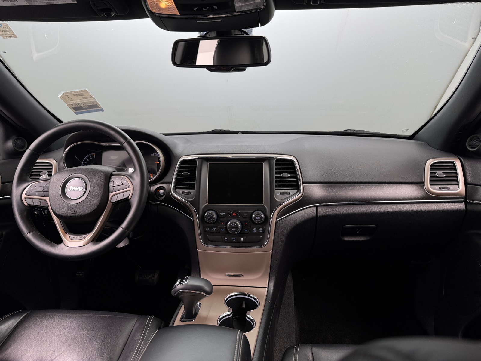 Thumbnail: 2015 Jeep Grand Cherokee - 2