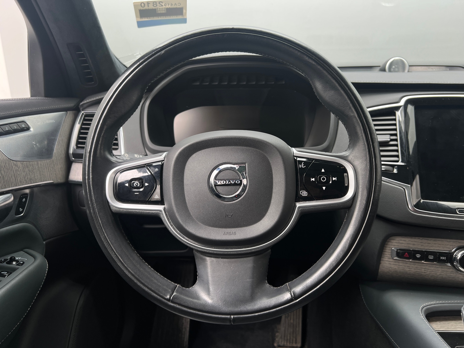 Thumbnail: 2022 Volvo XC90 - 4