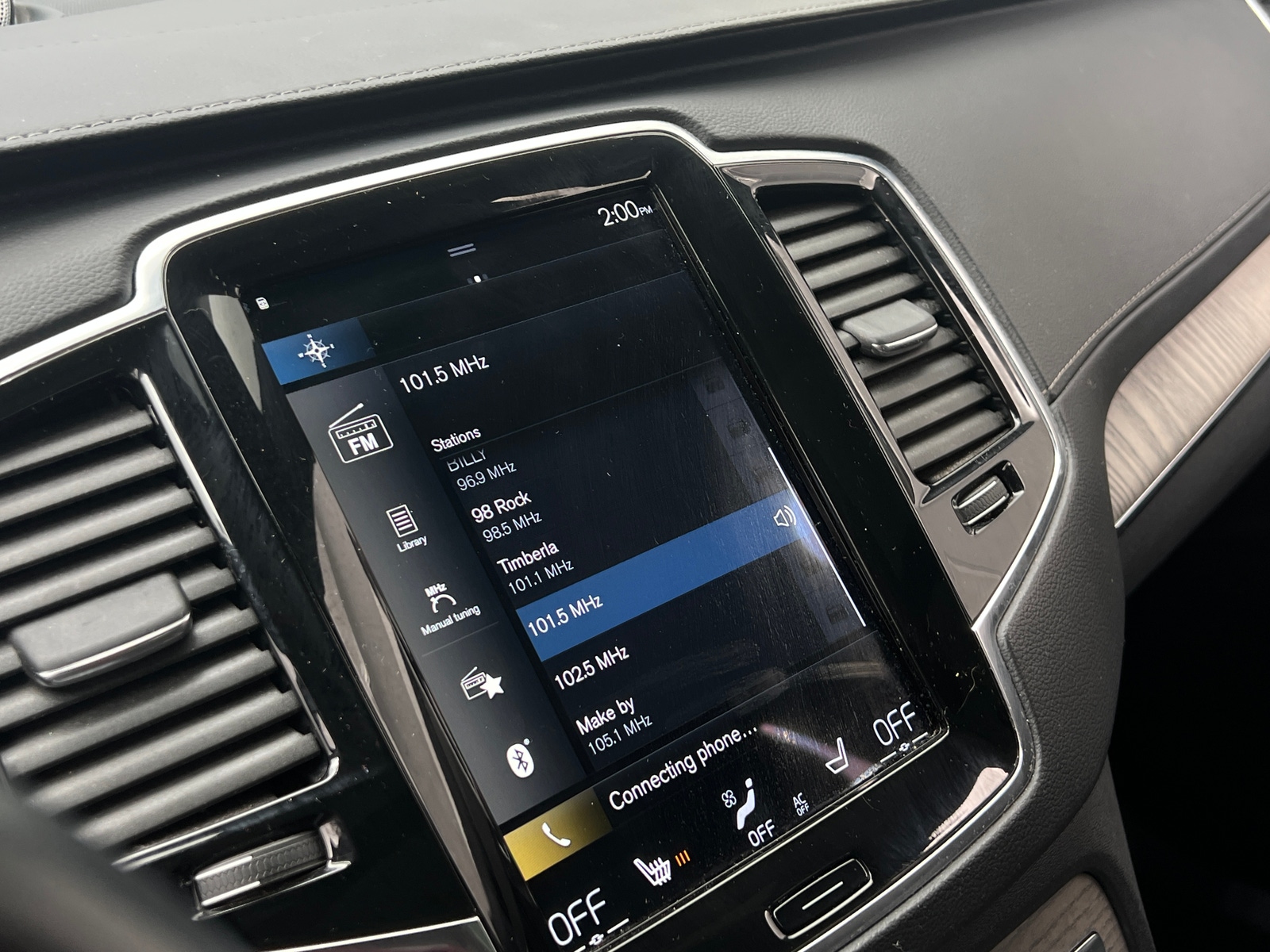 Thumbnail: 2022 Volvo XC90 - 3