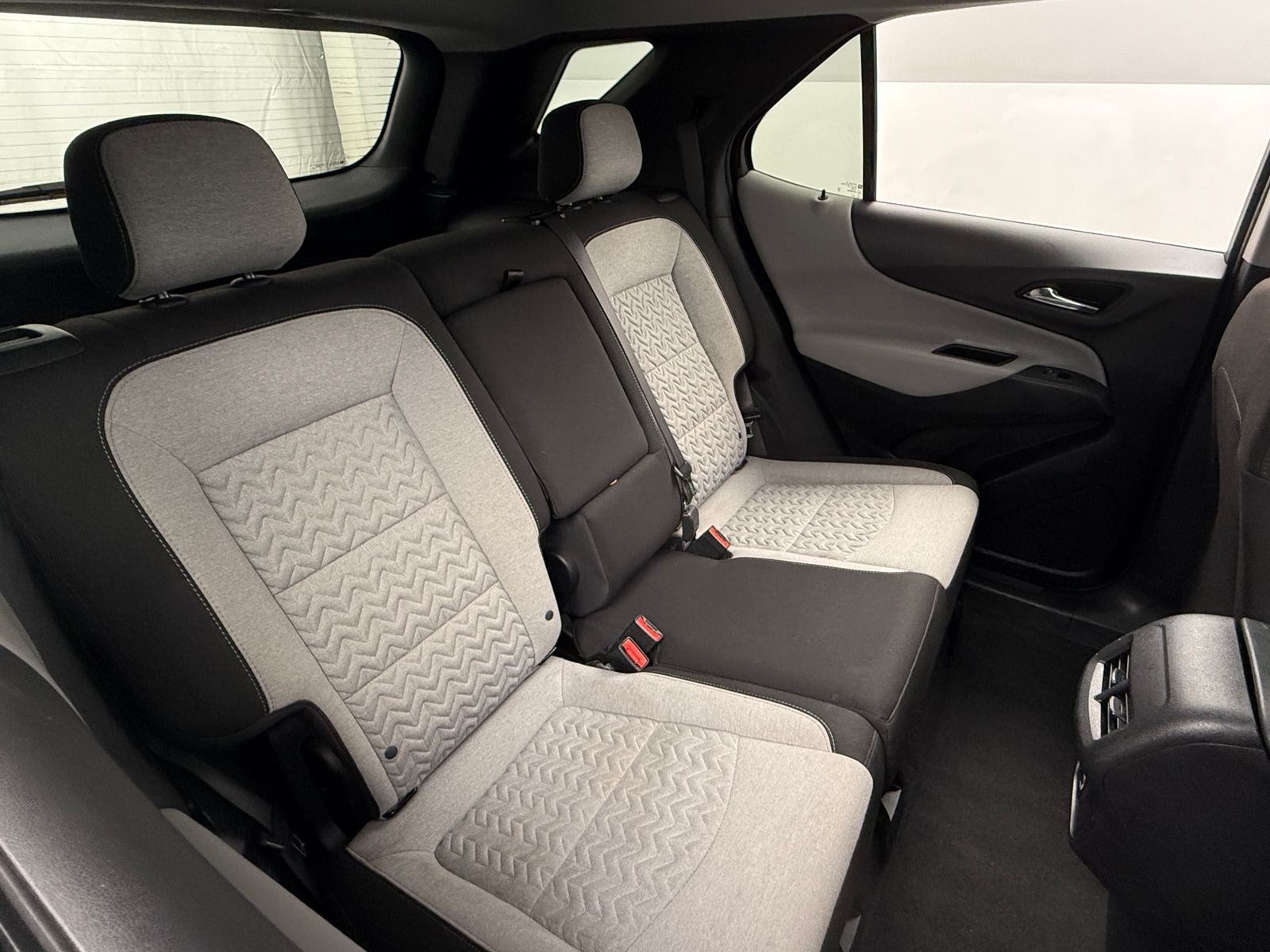 Thumbnail: 2022 Chevrolet Equinox - 6