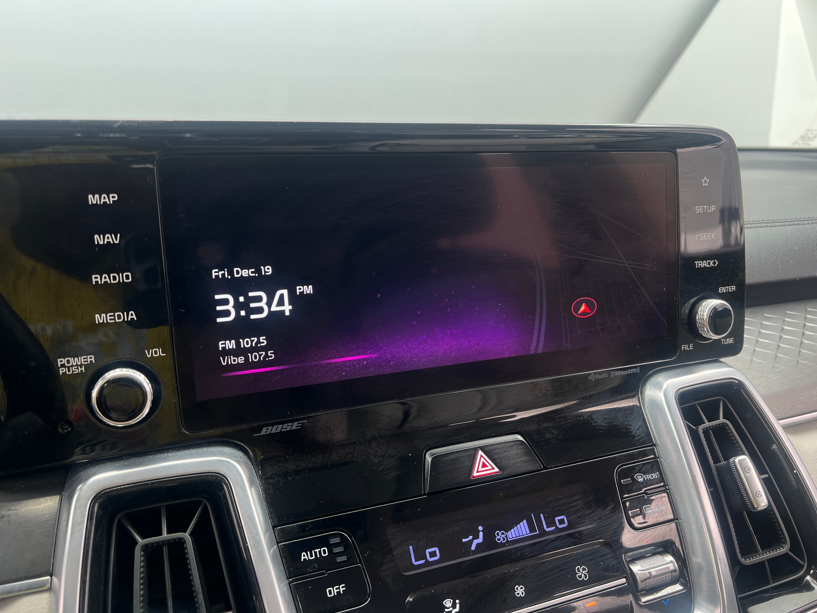 Thumbnail: 2023 Kia Sorento - 3