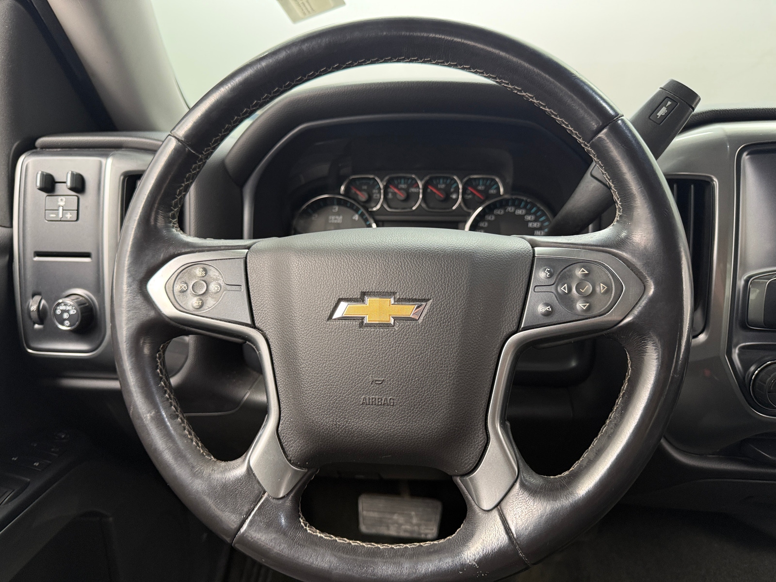 Thumbnail: 2017 Chevrolet Silverado 1500 - 5