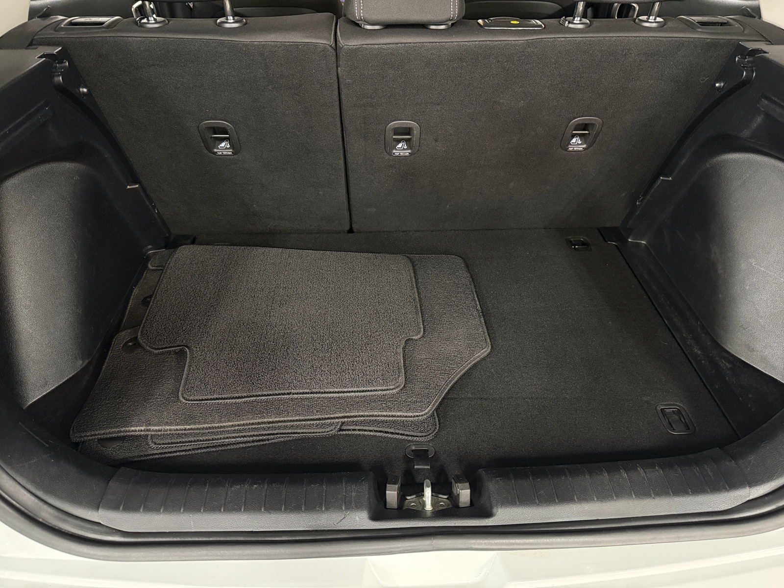 Thumbnail: 2021 Hyundai Venue - 7