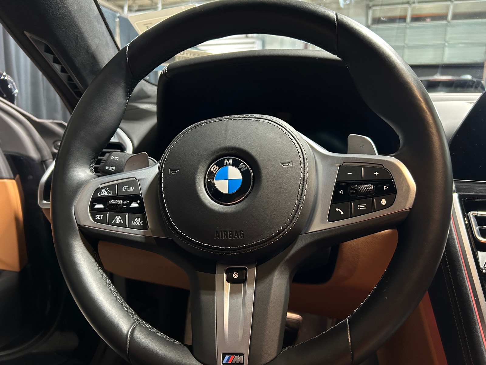 Thumbnail: 2022 BMW 8 Series - 4