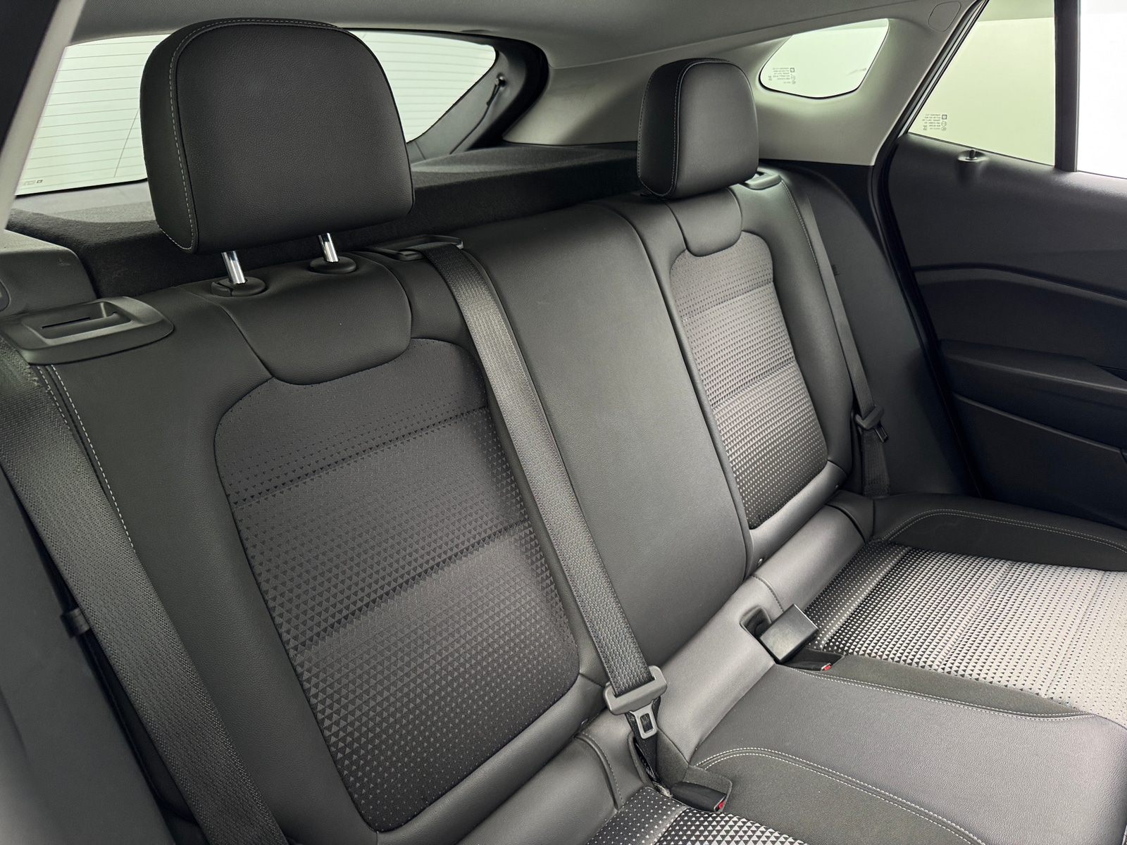 Thumbnail: 2025 Chevrolet Trax - 6