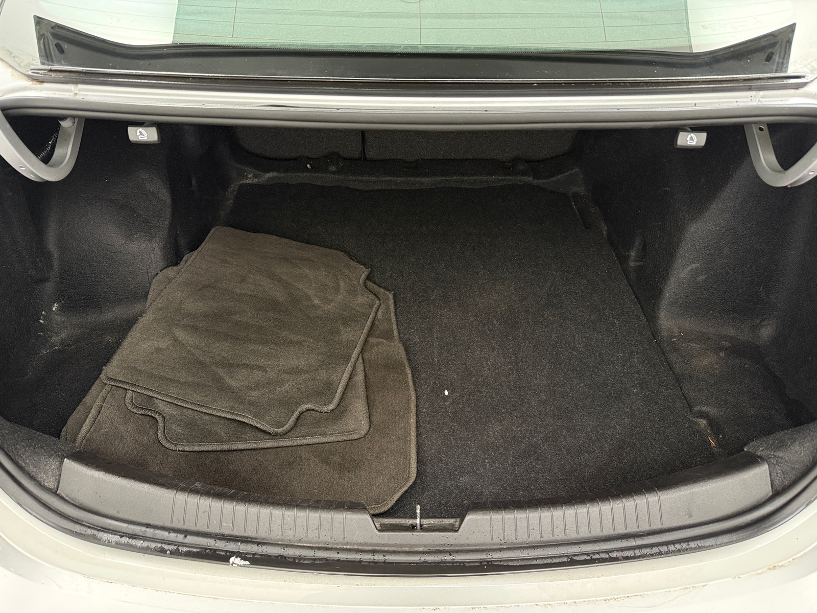 Thumbnail: 2018 Chevrolet Malibu - 7