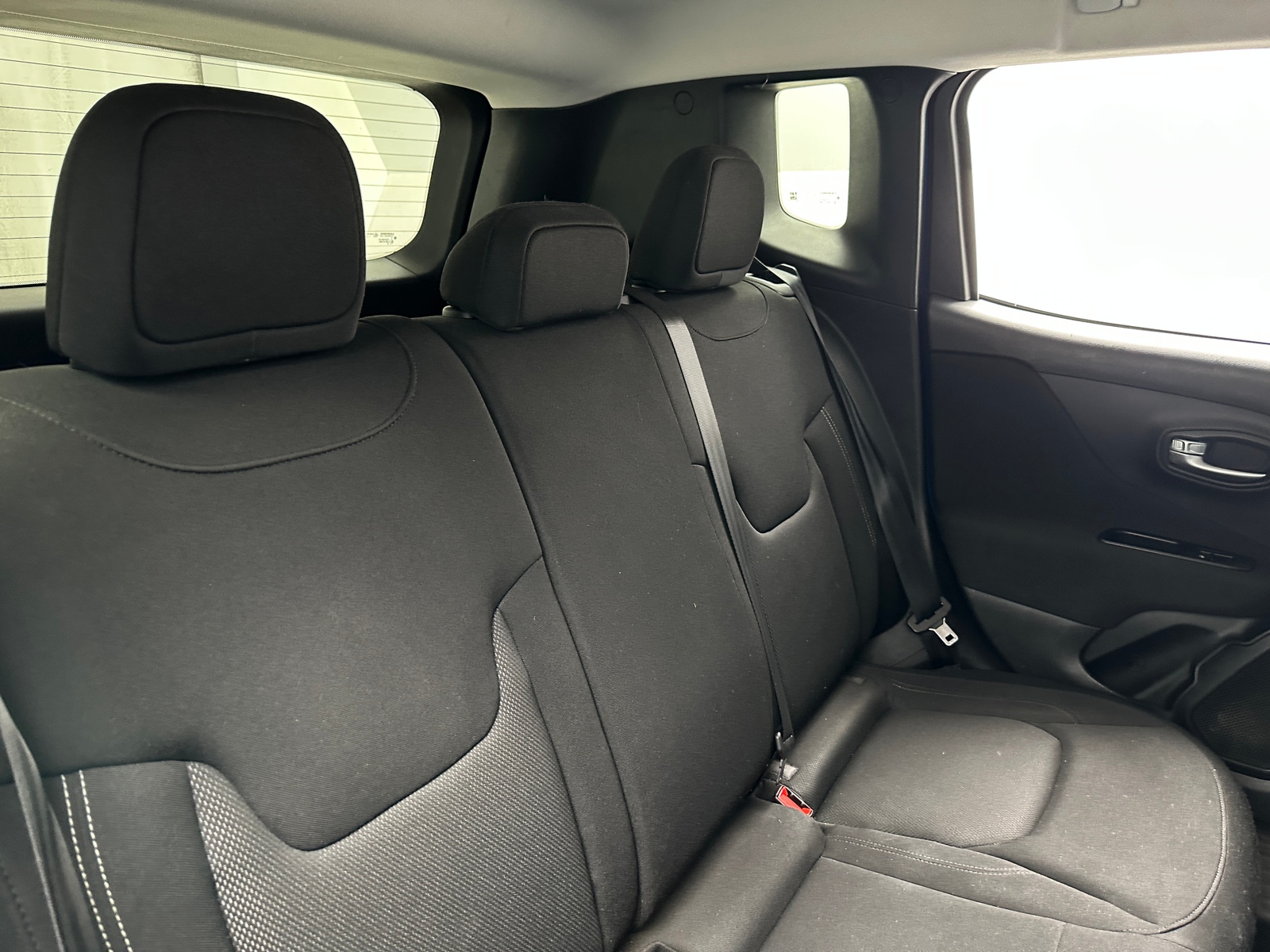 Thumbnail: 2020 Jeep Renegade - 6