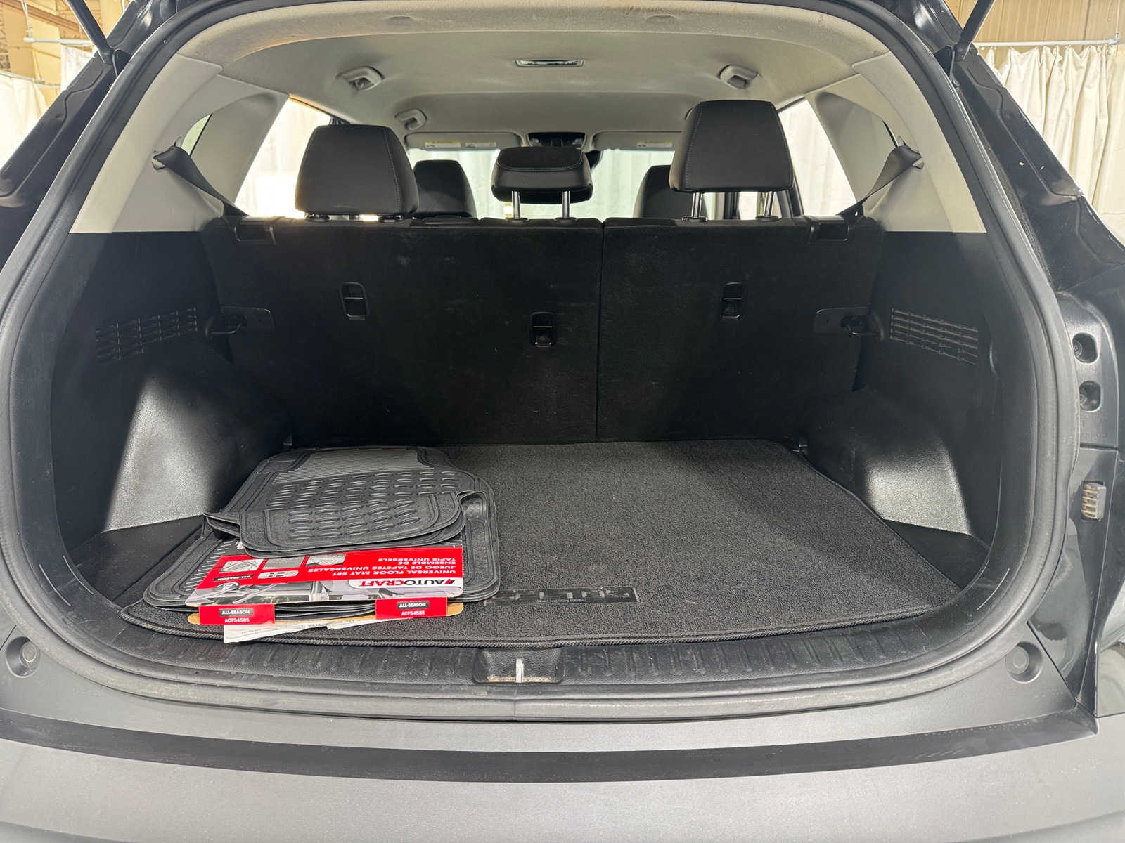 Thumbnail: 2023 Kia Seltos - 7