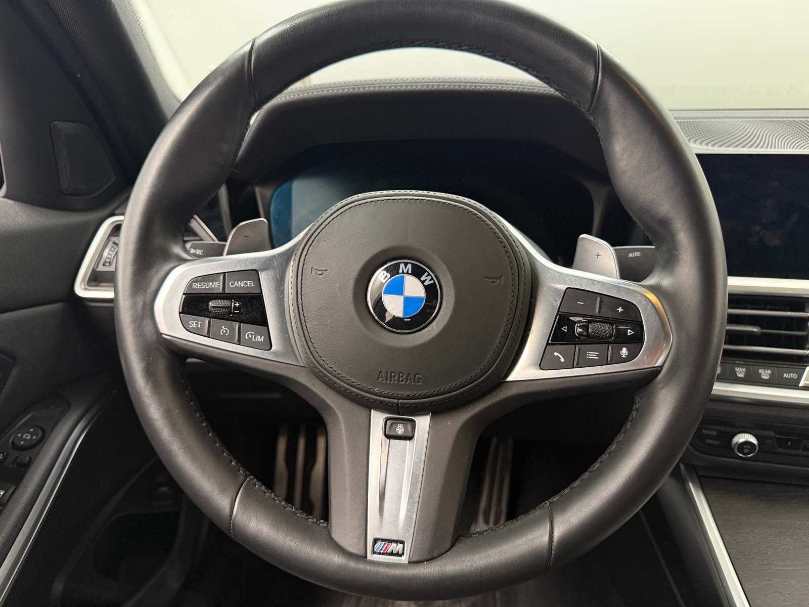 Thumbnail: 2021 BMW 3 Series - 4
