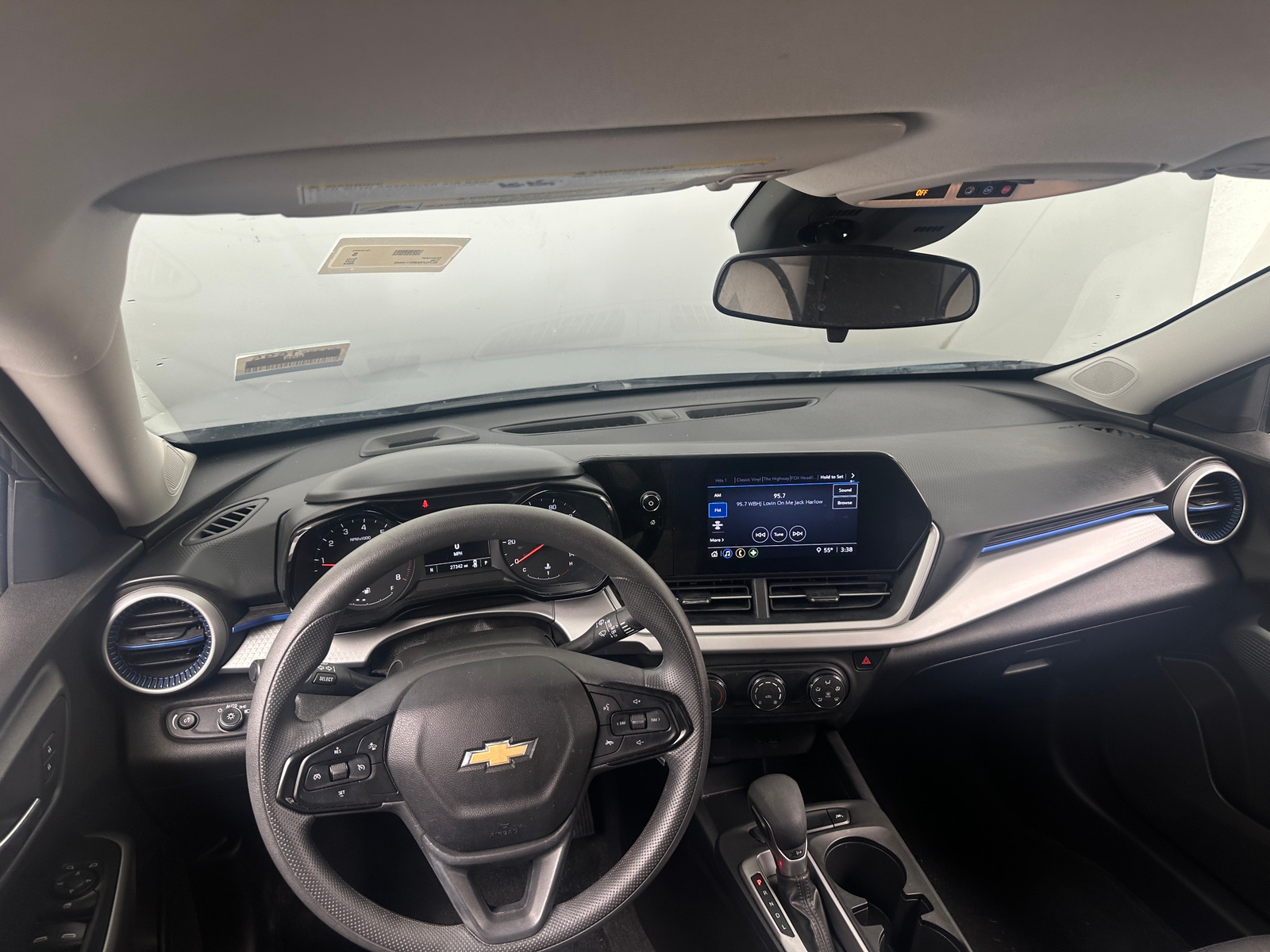 Thumbnail: 2024 Chevrolet Trax - 3