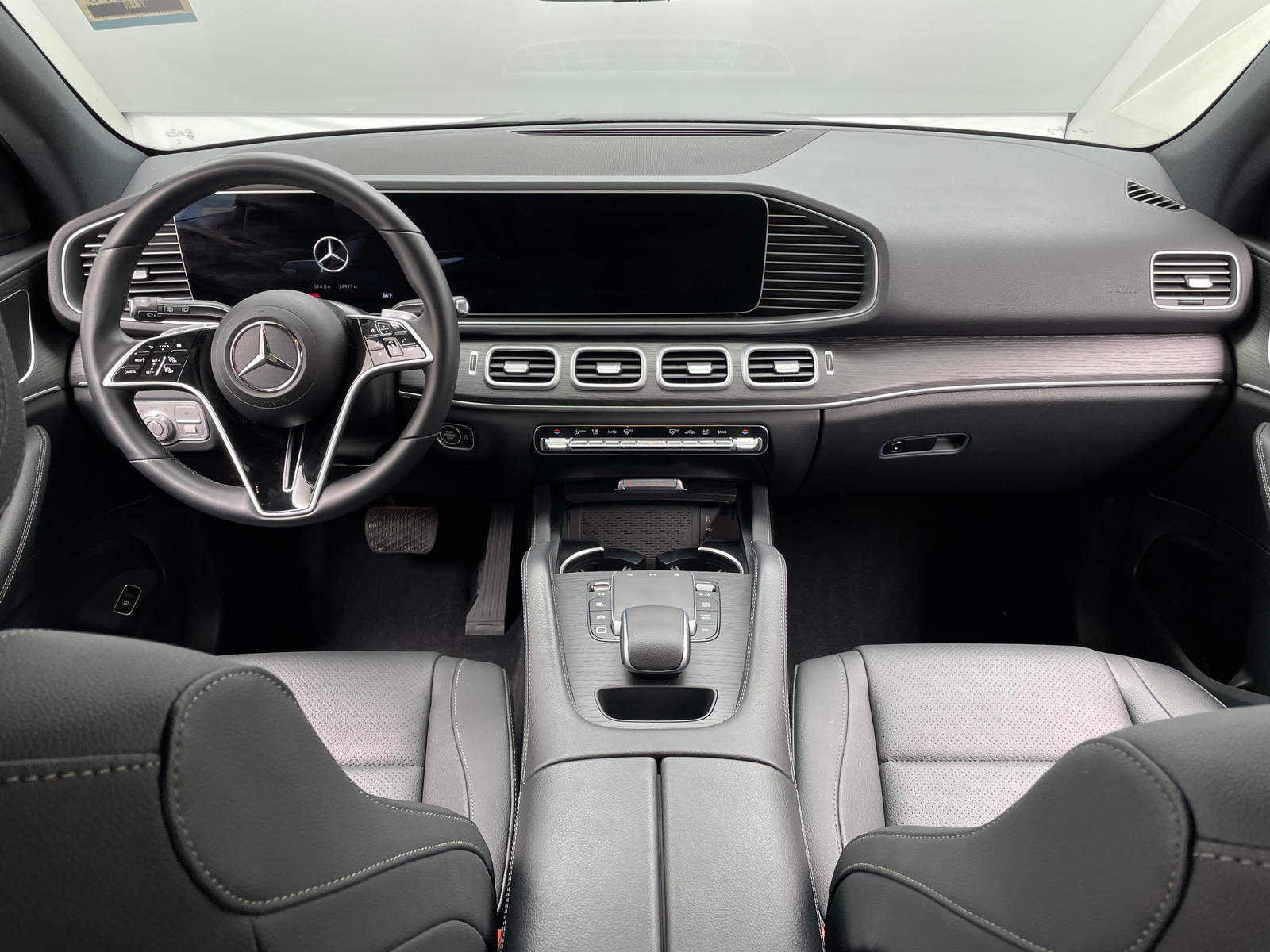 Thumbnail: 2025 Mercedes-Benz GLE - 2