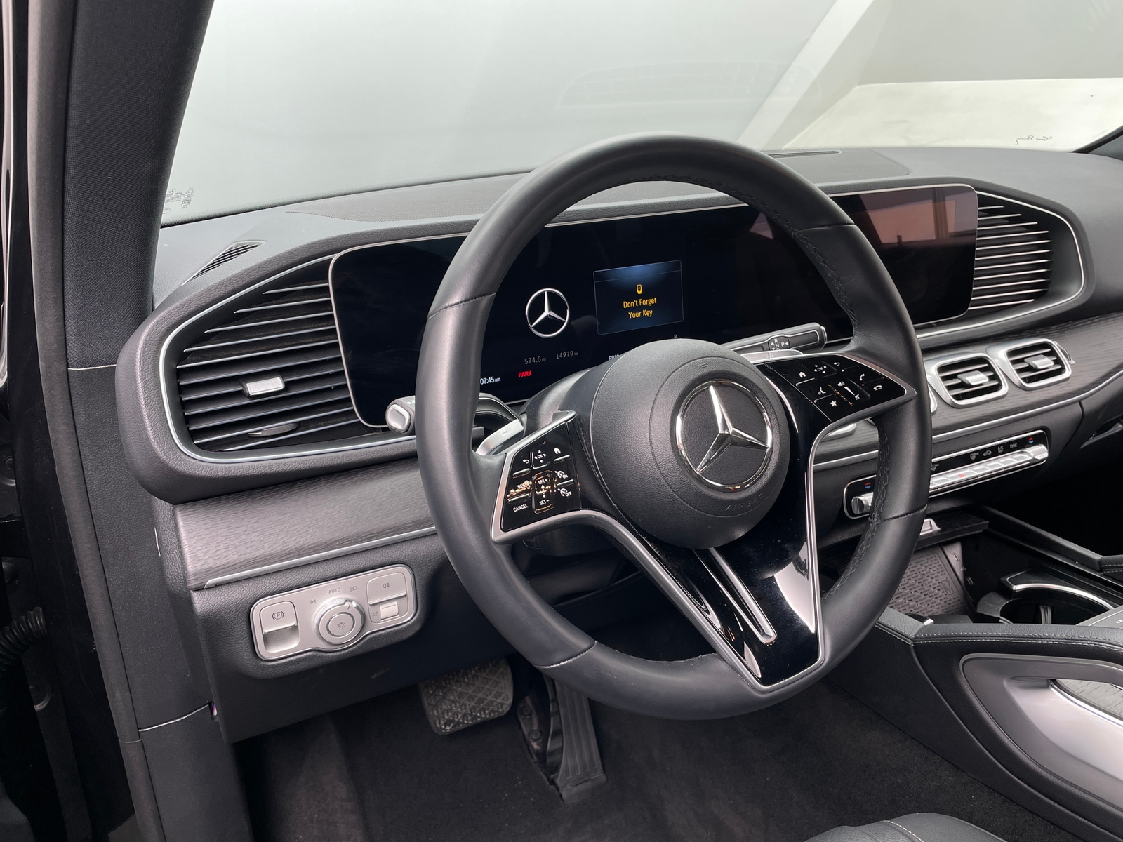 Thumbnail: 2025 Mercedes-Benz GLE - 4