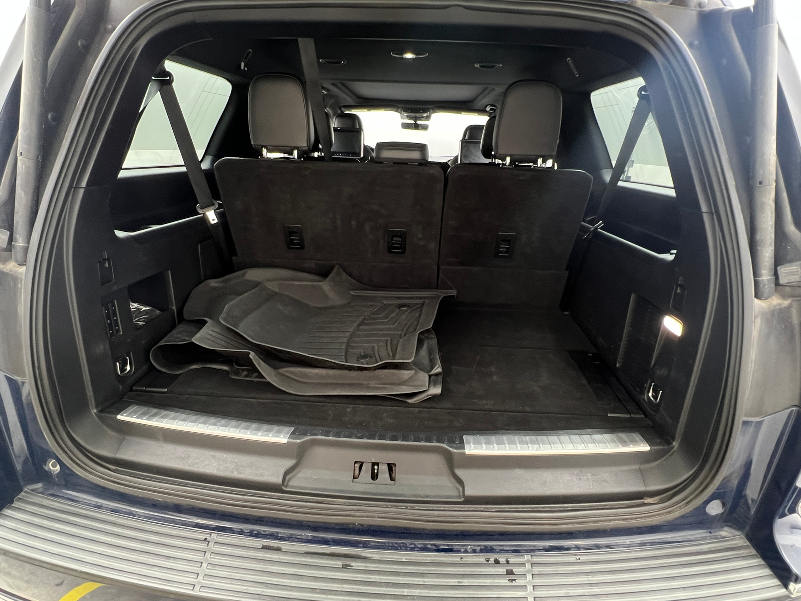 Thumbnail: 2018 Lincoln Navigator L - 6