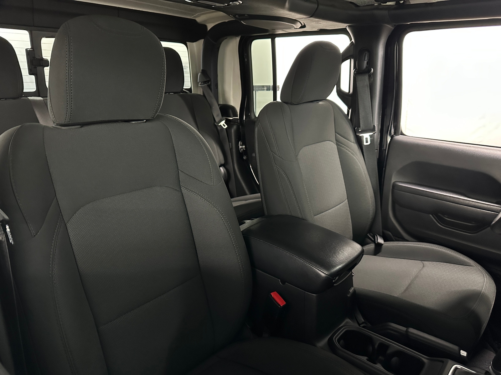 Thumbnail: 2022 Jeep Gladiator - 2