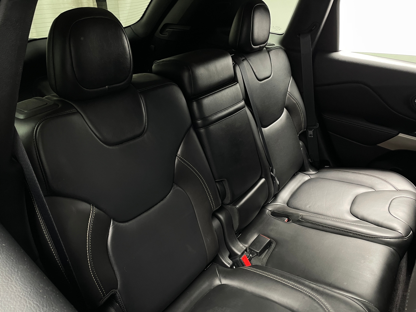 Thumbnail: 2018 Jeep Cherokee - 5