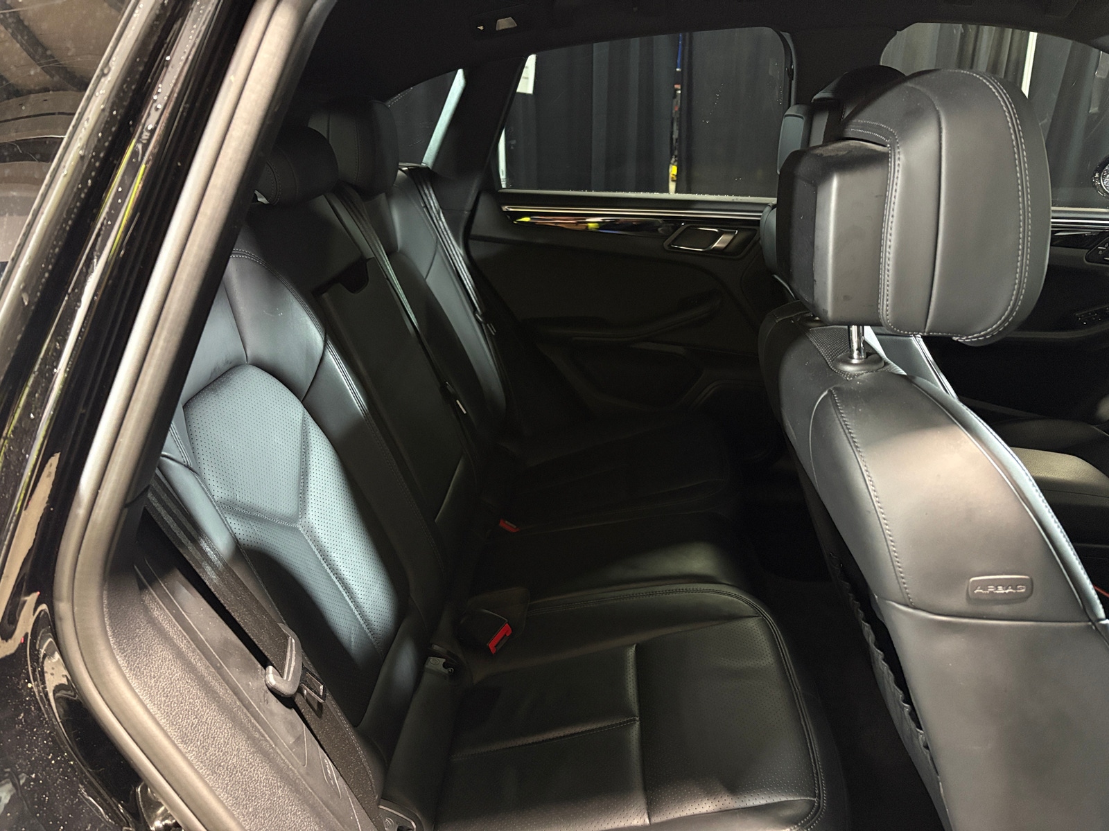 Thumbnail: 2020 Porsche Macan - 5