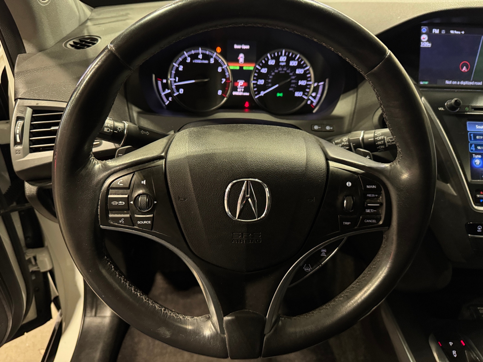 Thumbnail: 2017 Acura MDX - 4