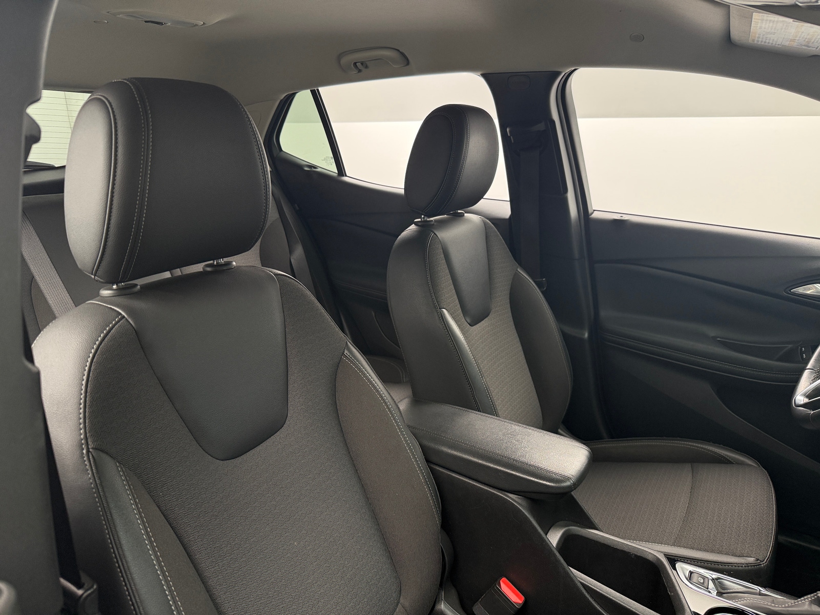 Thumbnail: 2020 Buick Encore GX - 2