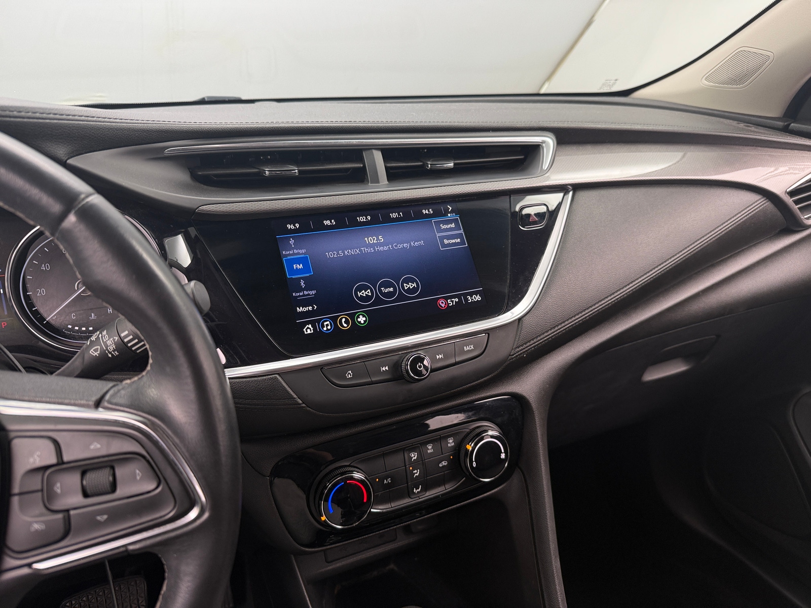 Thumbnail: 2020 Buick Encore GX - 4