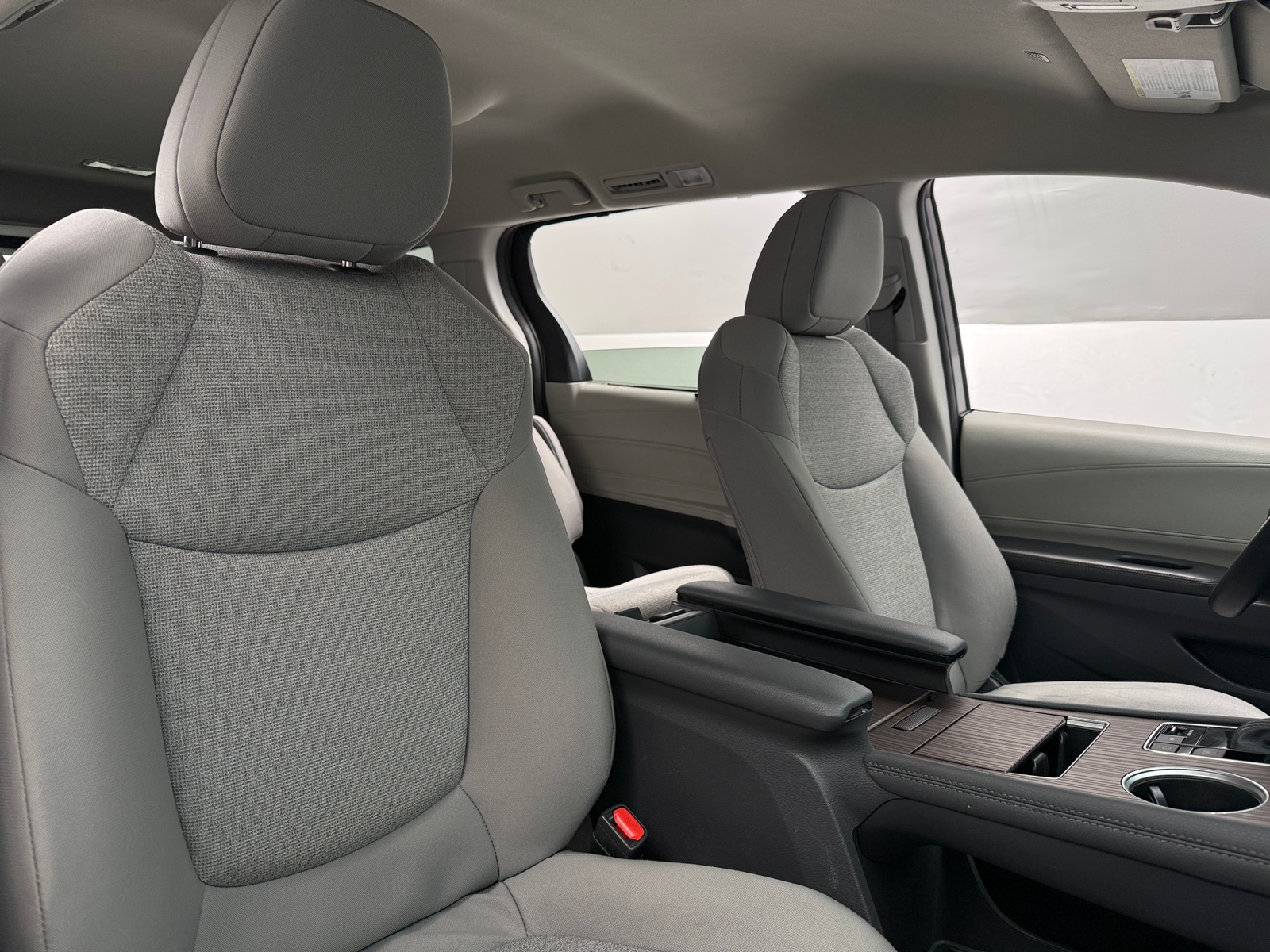 Thumbnail: 2024 Toyota Sienna - 2