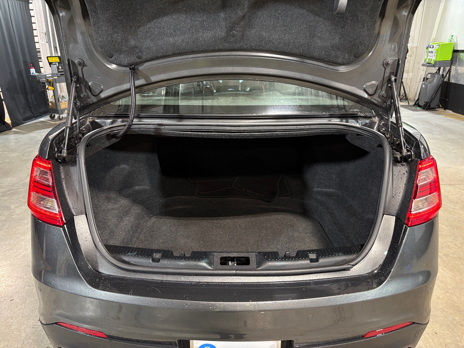 Thumbnail: 2017 Ford Taurus - 6