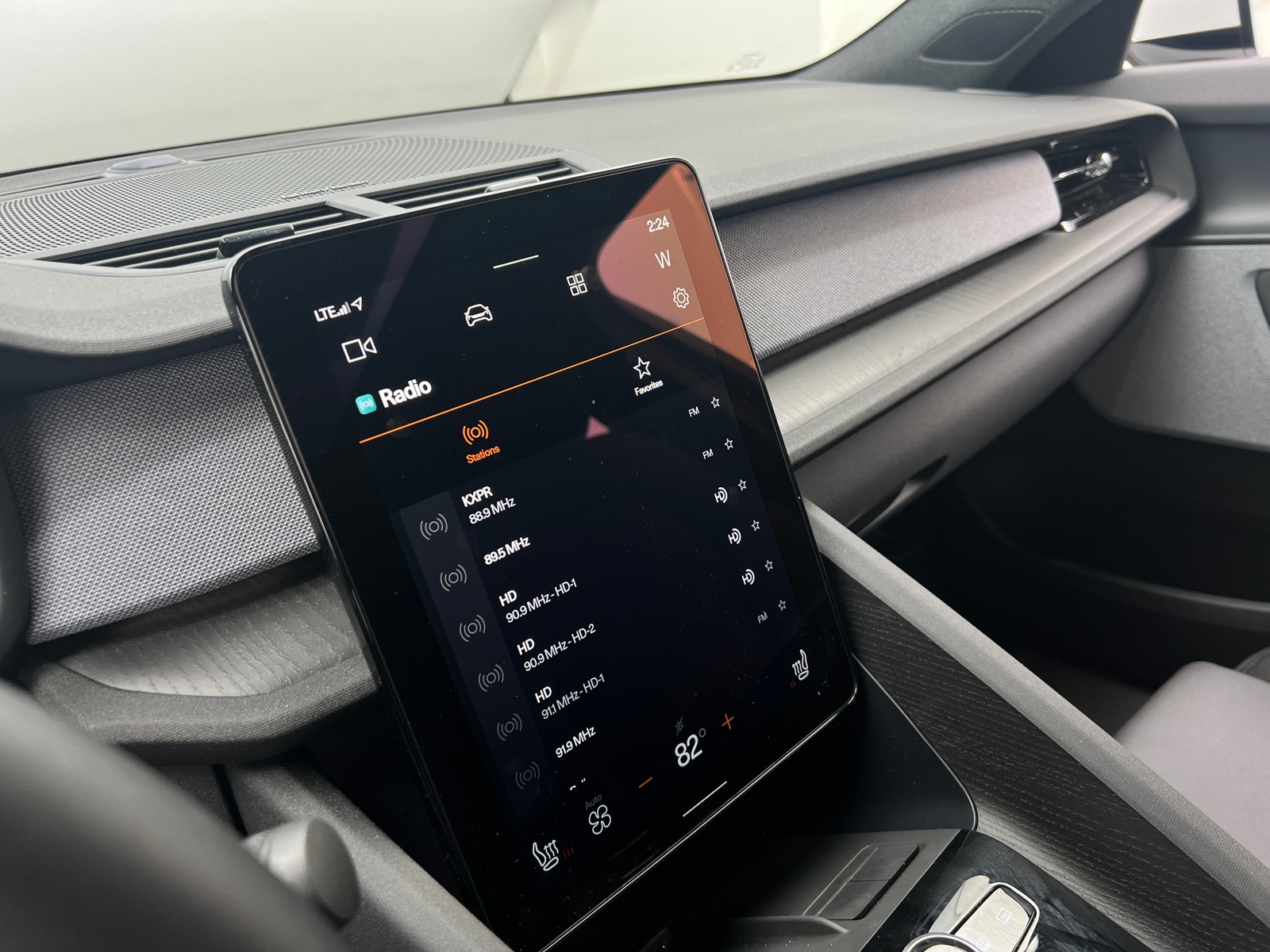 Thumbnail: 2022 Polestar 2 - 4