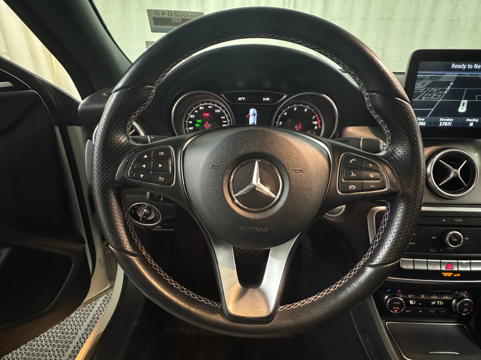 Thumbnail: 2017 Mercedes-Benz CLA - 3