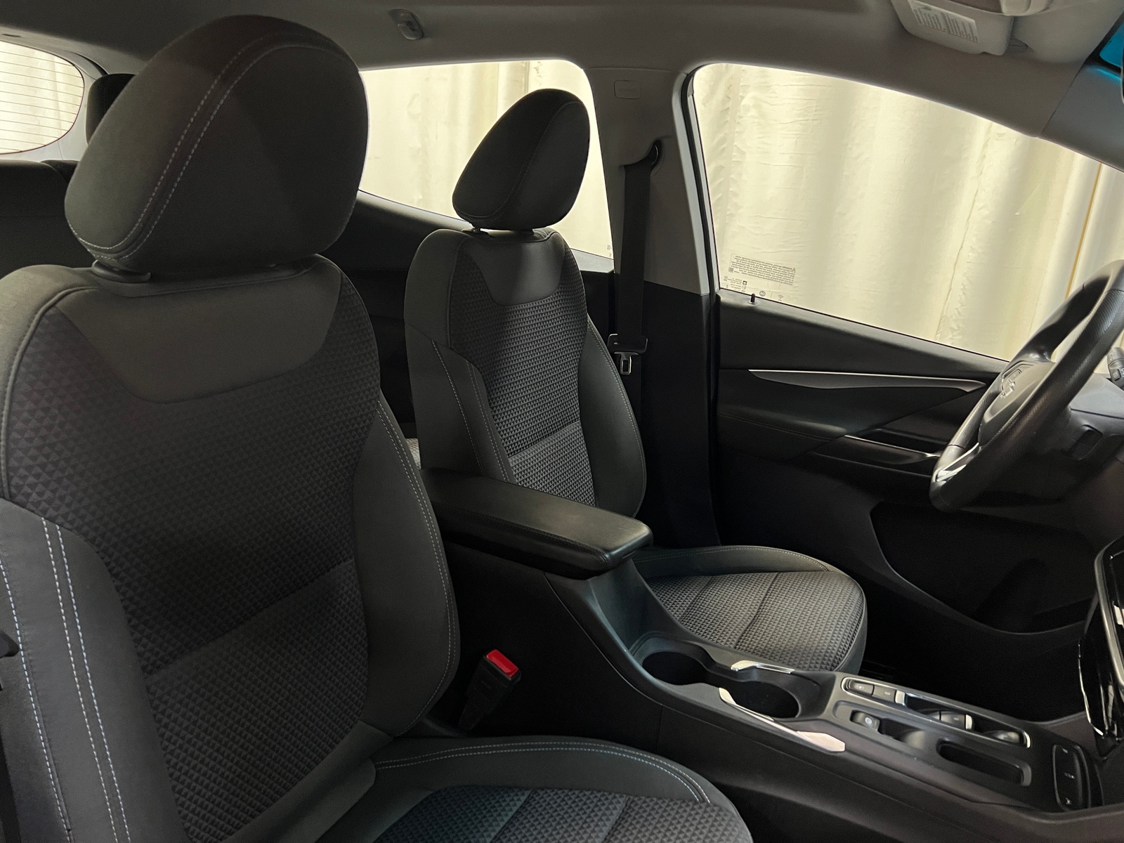 Thumbnail: 2023 Chevrolet Bolt EV - 2