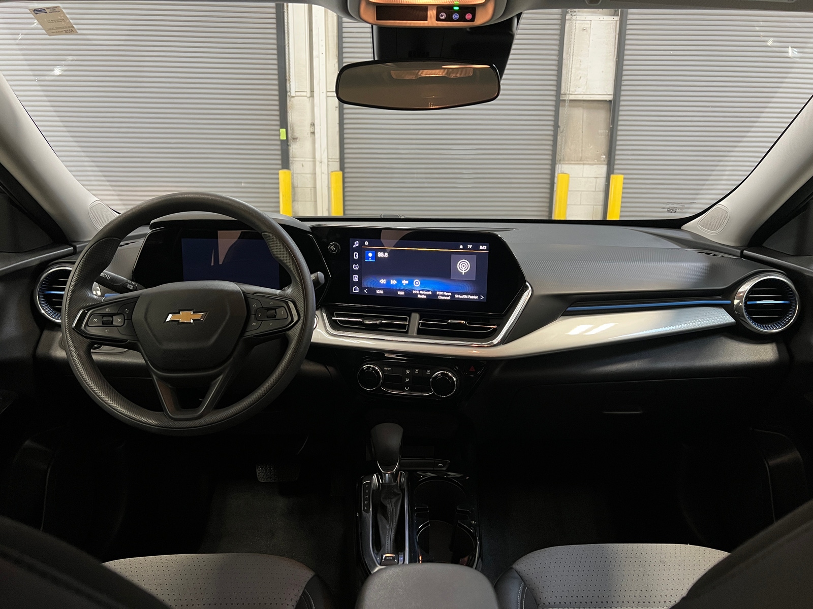 Thumbnail: 2025 Chevrolet Trax - 3