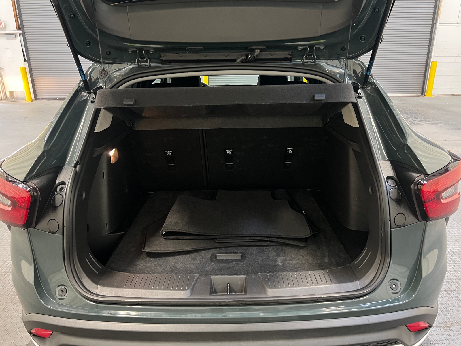 Thumbnail: 2025 Chevrolet Trax - 7