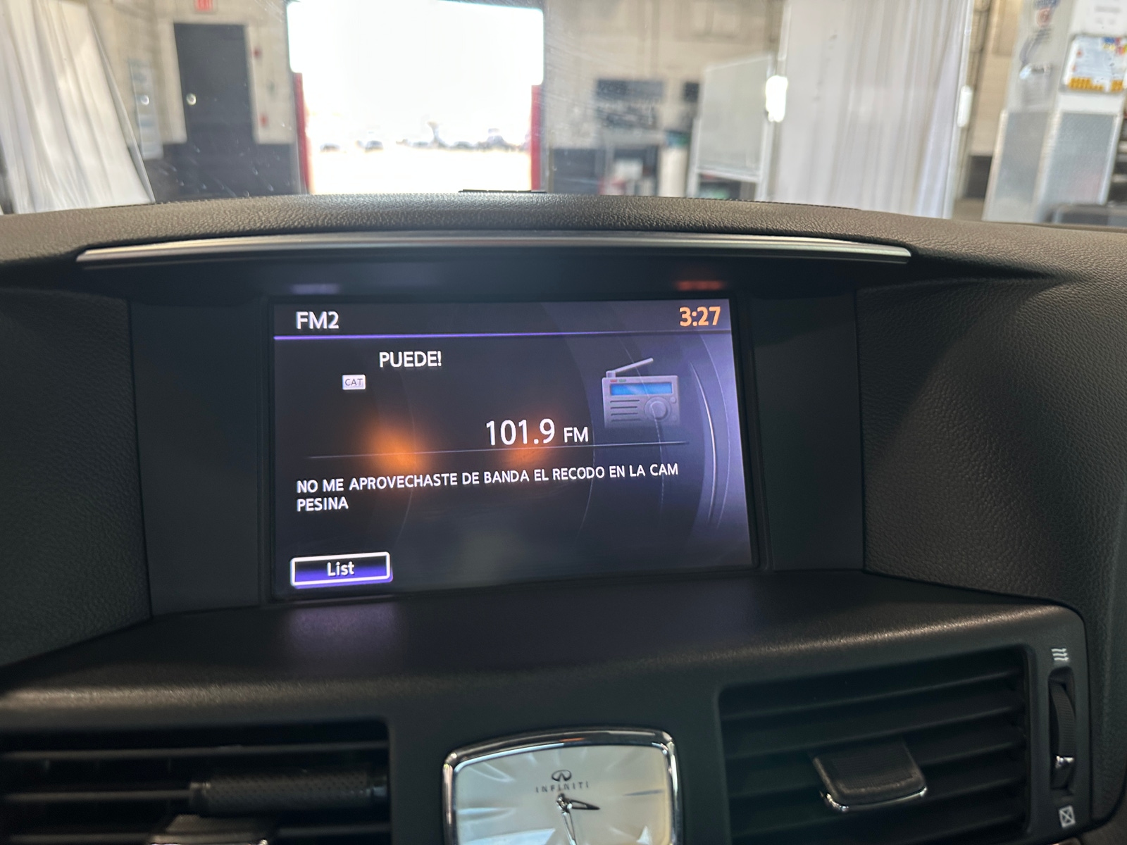 Thumbnail: 2012 INFINITI M37 - 3