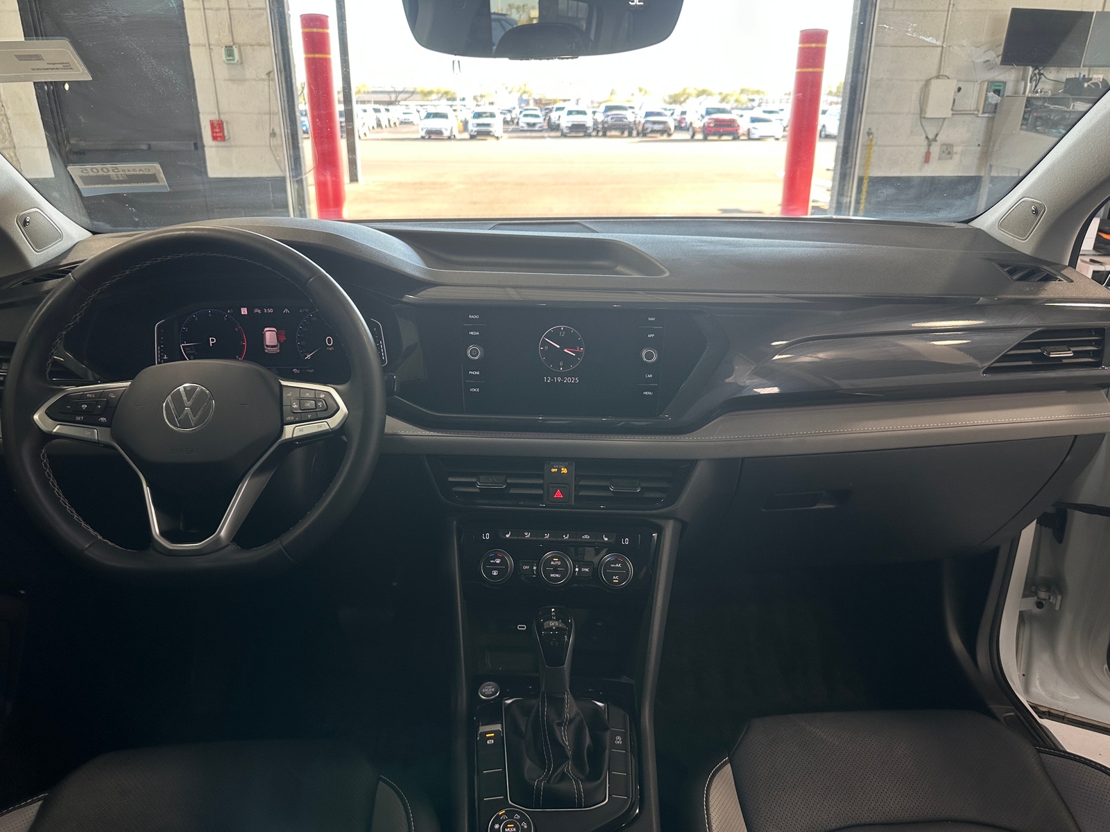 Thumbnail: 2023 Volkswagen Taos - 2