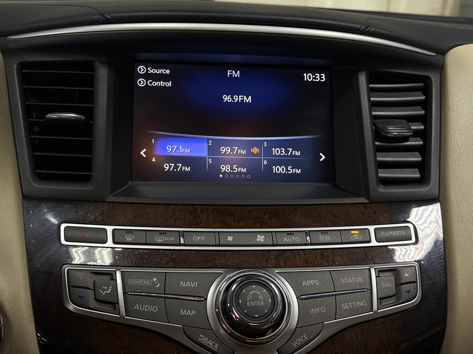 Thumbnail: 2017 INFINITI QX60 - 3