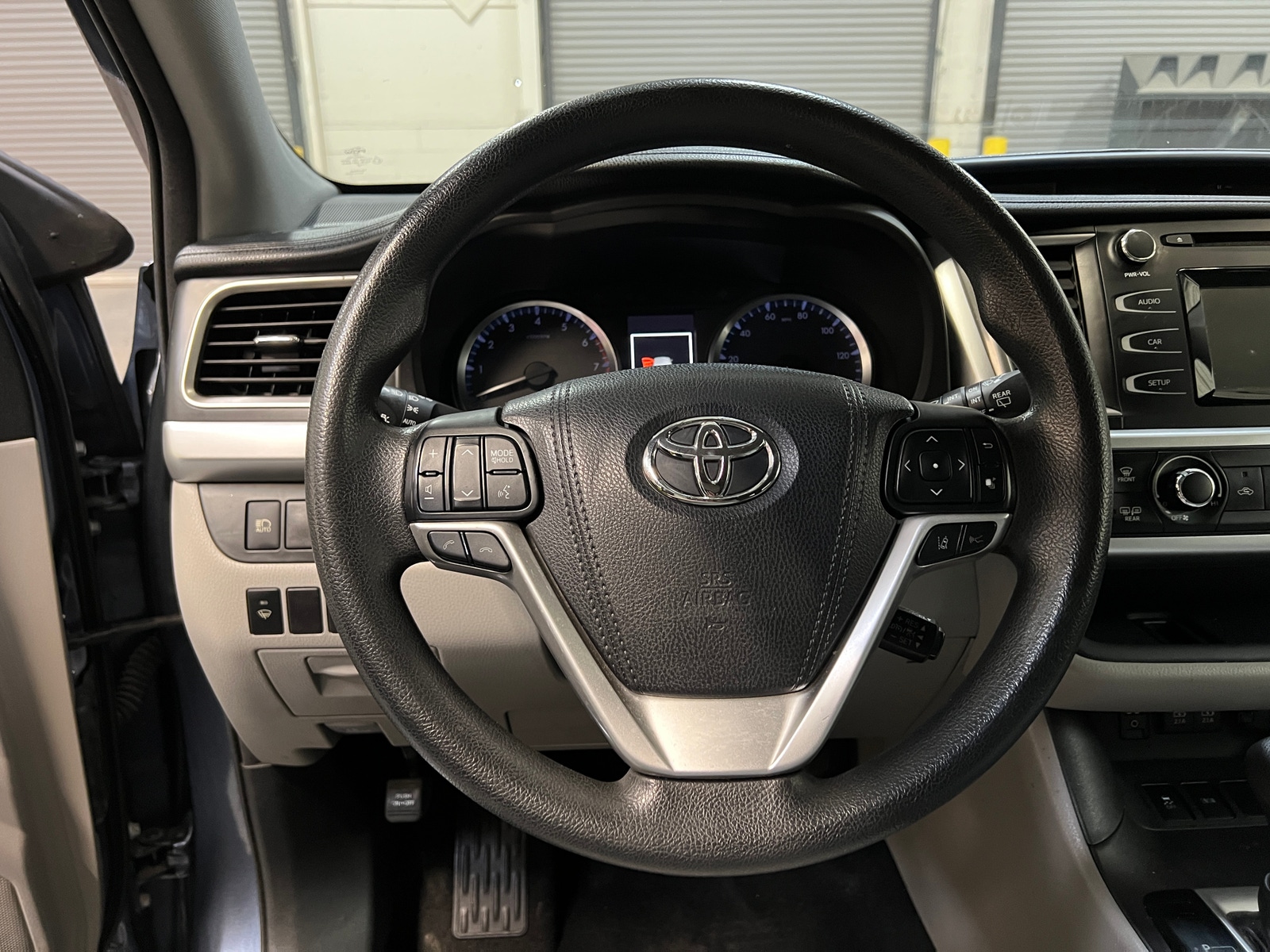 Thumbnail: 2017 Toyota Highlander - 5