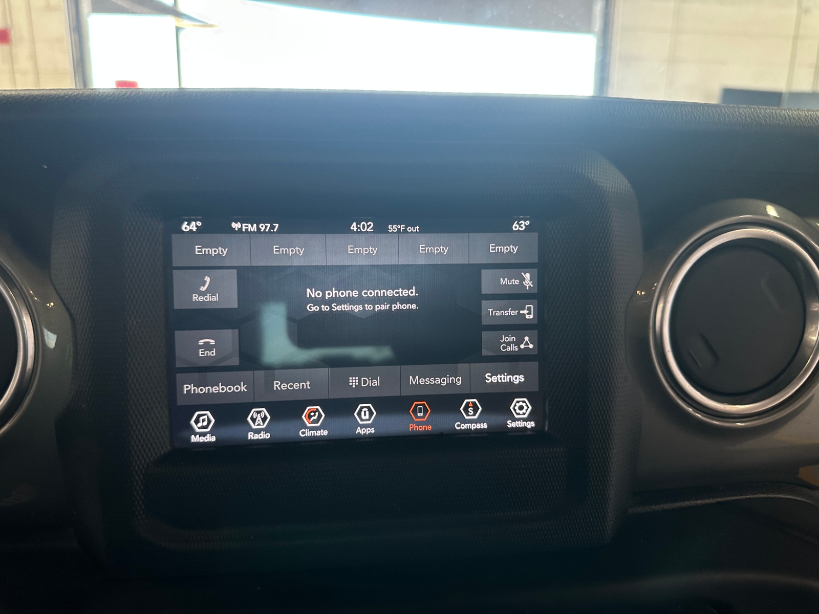 Thumbnail: 2019 Jeep Wrangler - 4