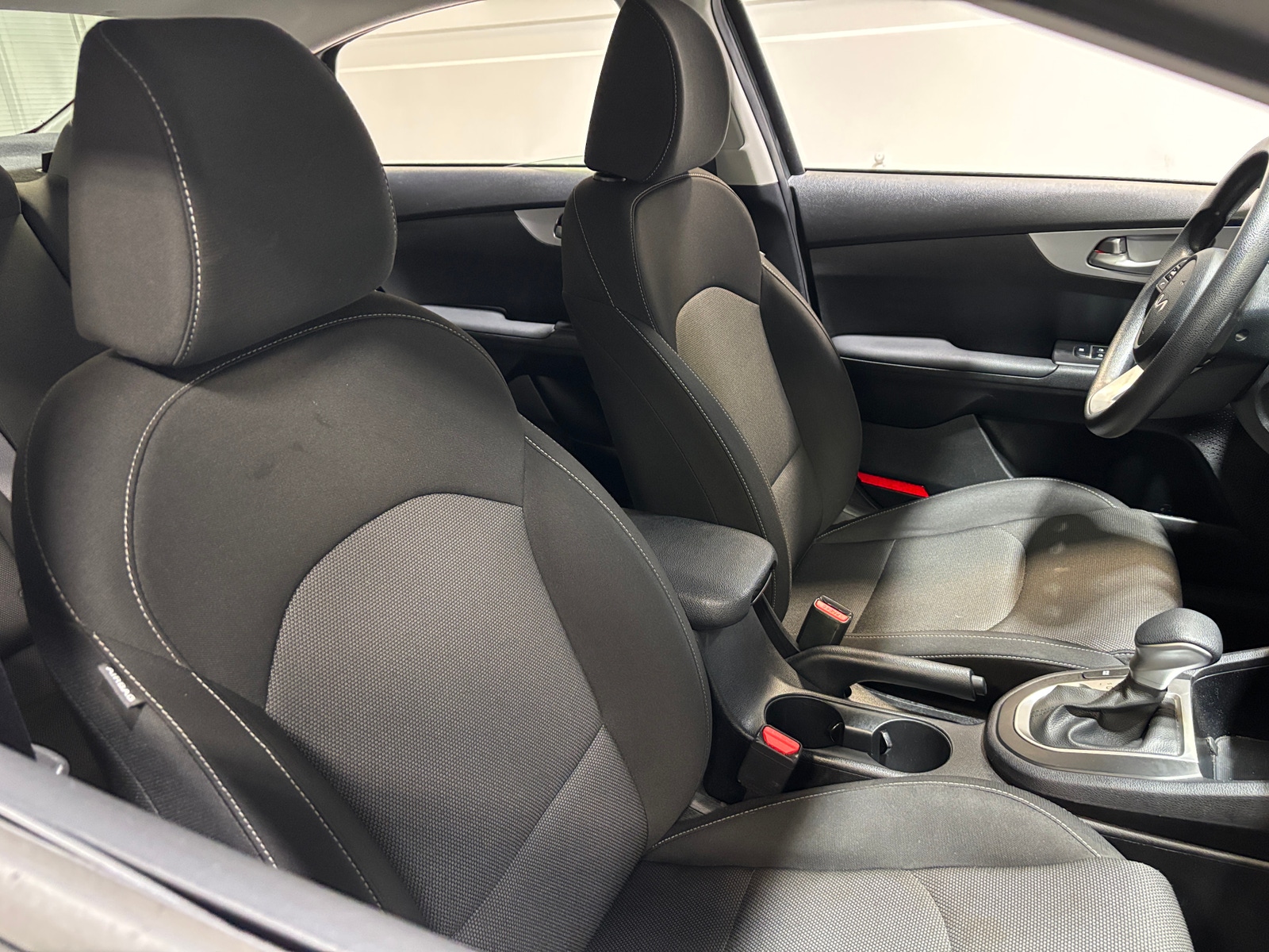 Thumbnail: 2024 Kia Forte - 2