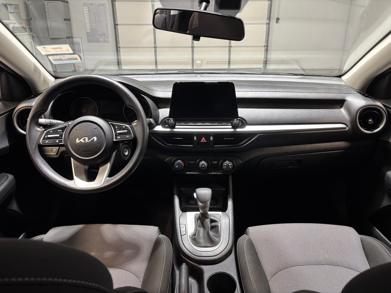 Thumbnail: 2024 Kia Forte - 3