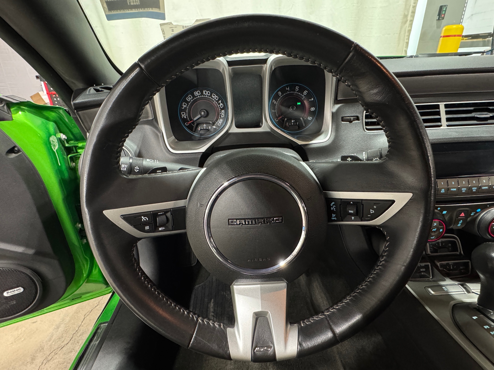 Thumbnail: 2011 Chevrolet Camaro - 3