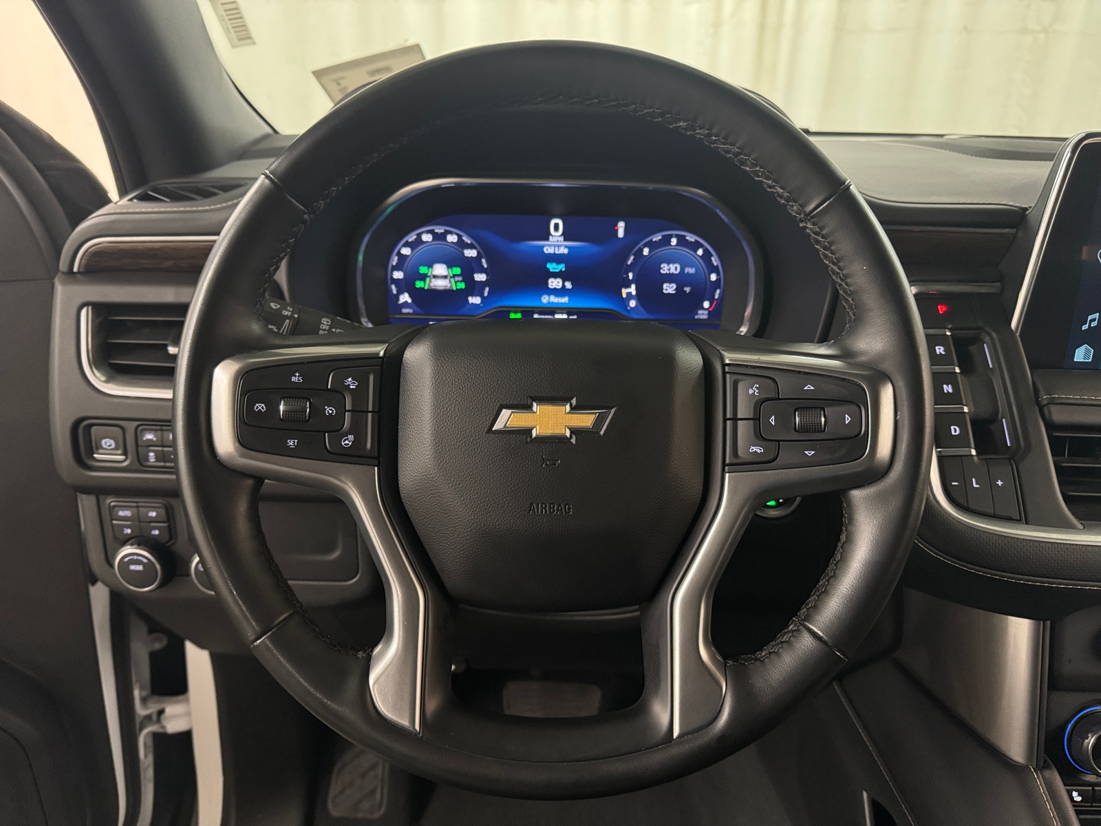 Thumbnail: 2024 Chevrolet Tahoe - 4