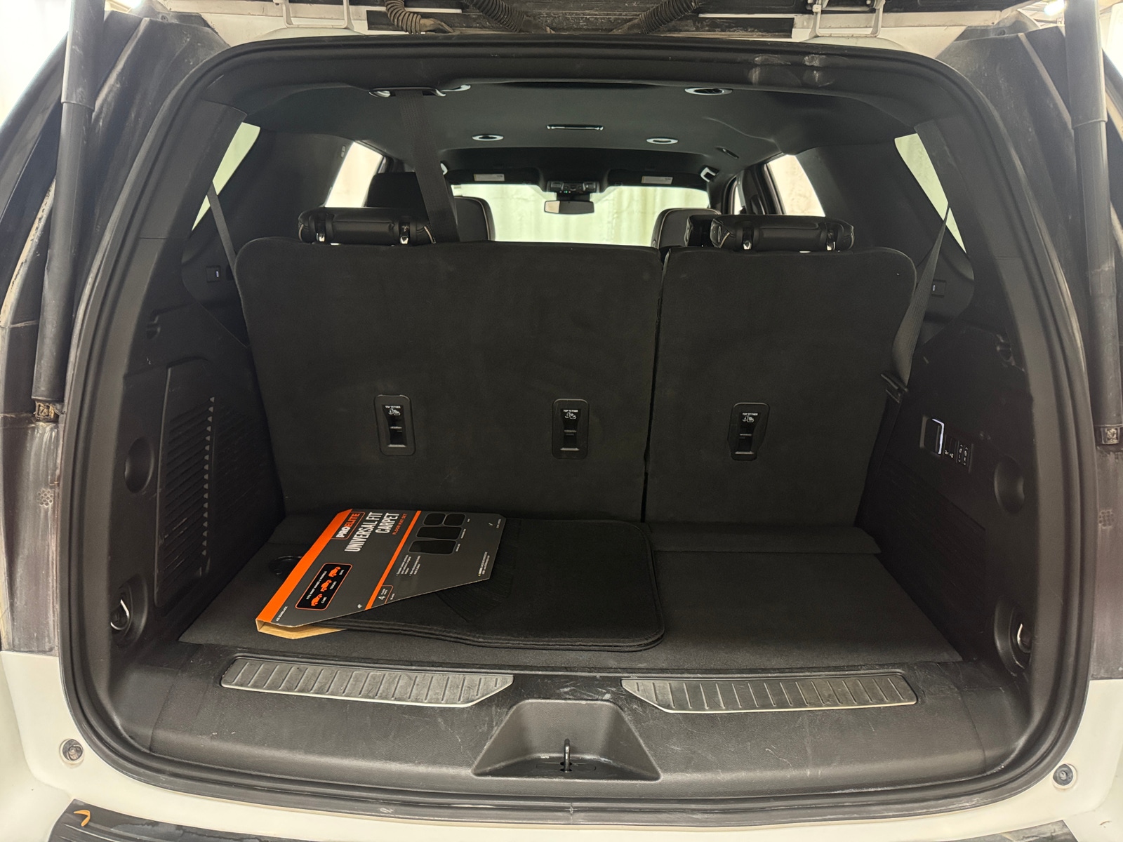 Thumbnail: 2024 Chevrolet Tahoe - 6