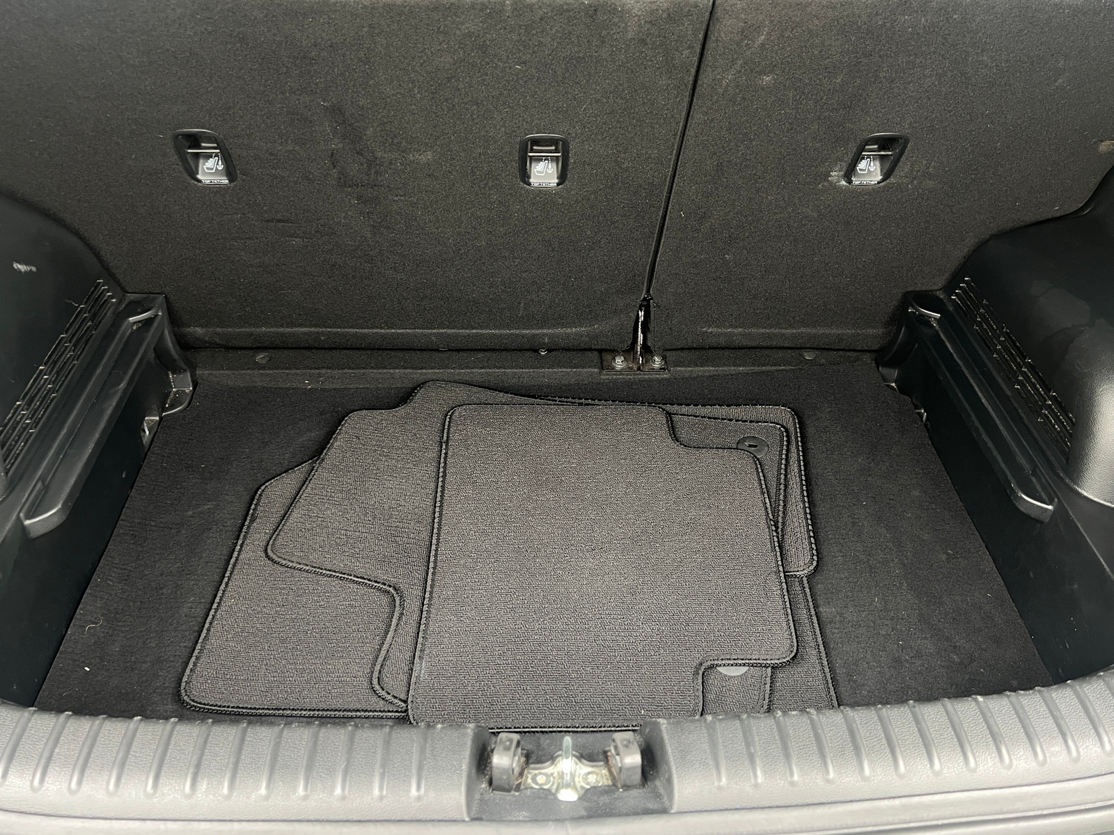 Thumbnail: 2024 Kia Soul - 7