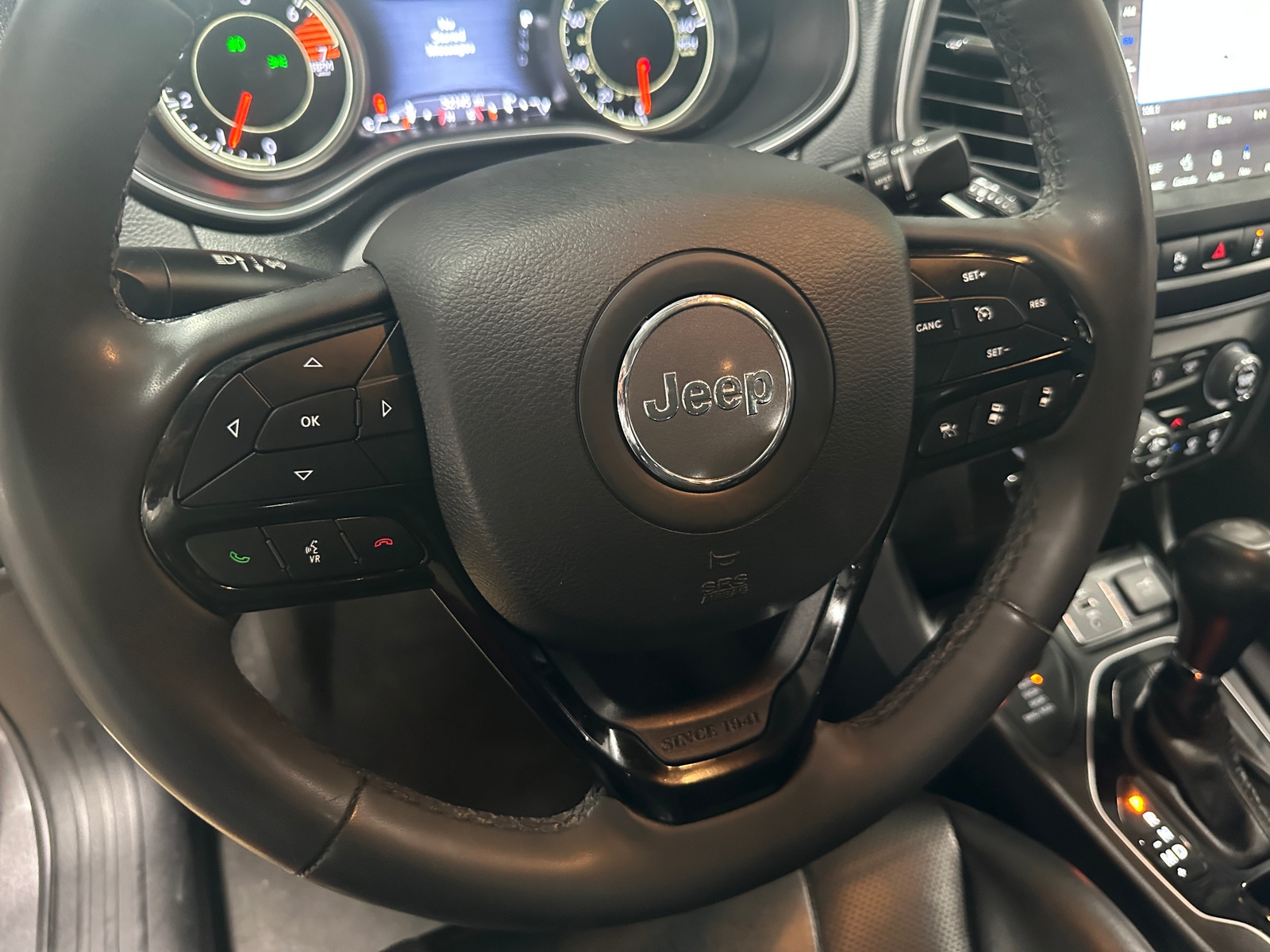 Thumbnail: 2023 Jeep Cherokee - 4