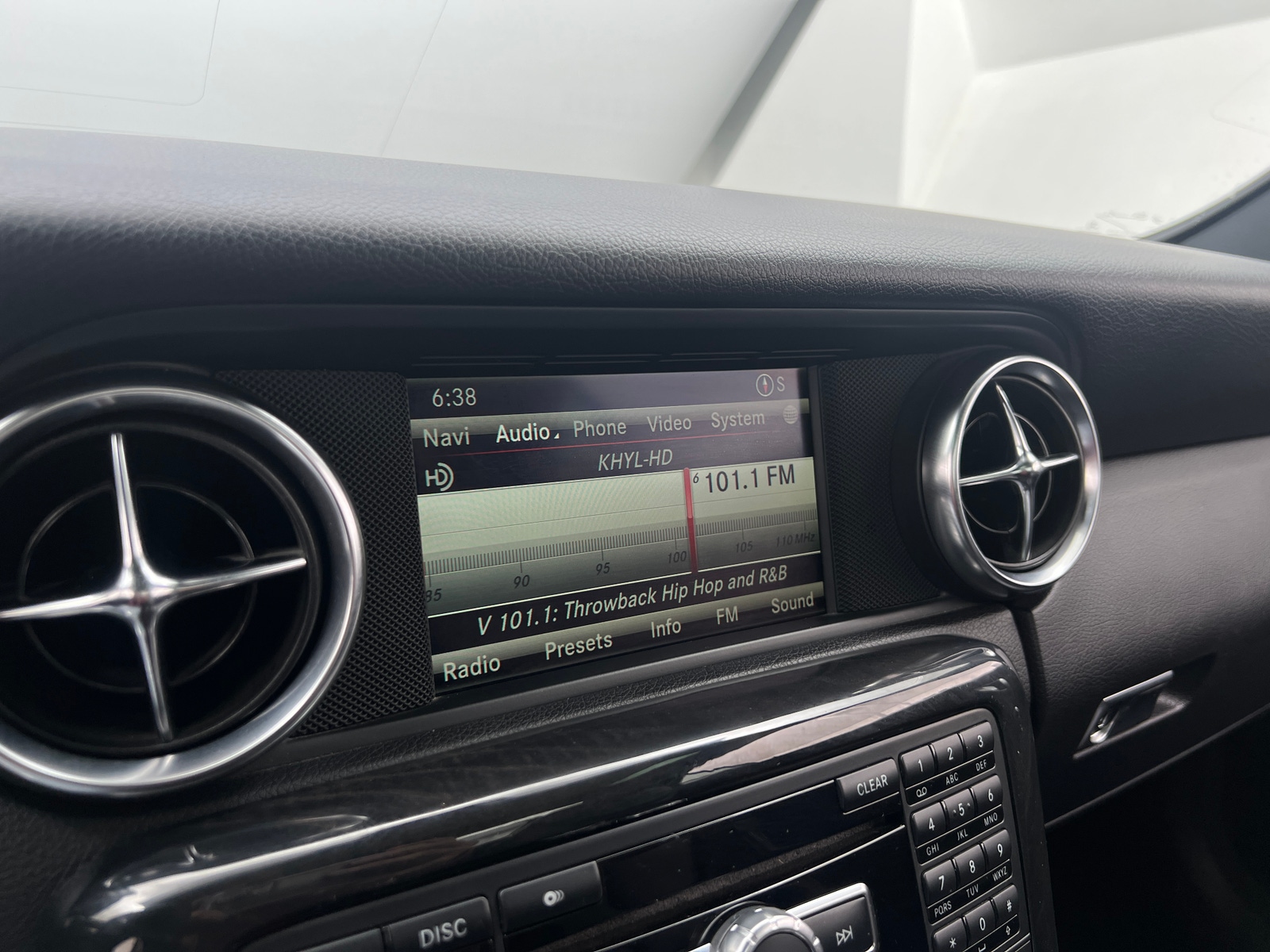 Thumbnail: 2014 Mercedes-Benz SLK - 3