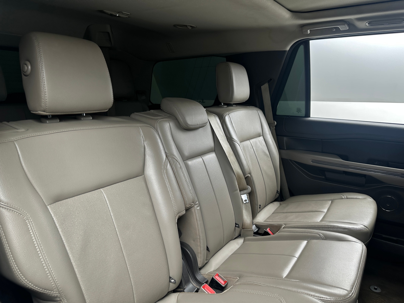 Thumbnail: 2020 Ford Expedition - 6