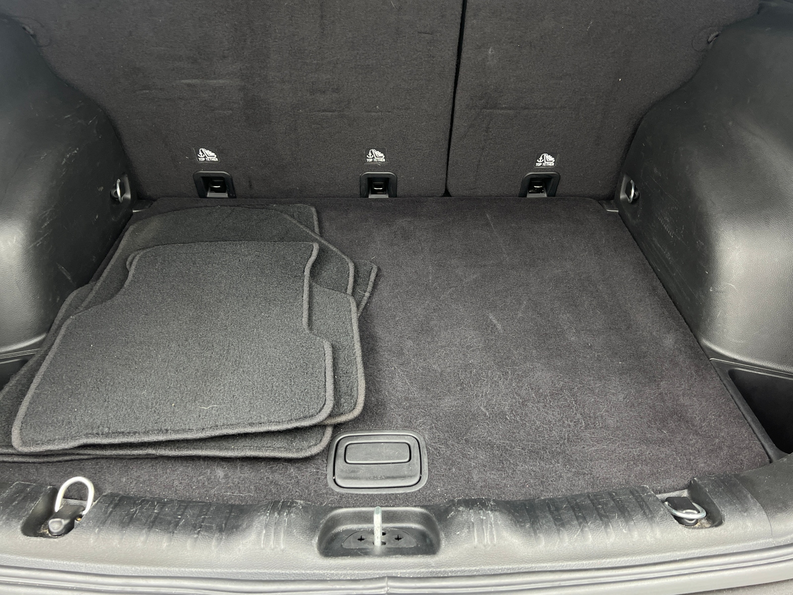 Thumbnail: 2023 Jeep Compass - 6