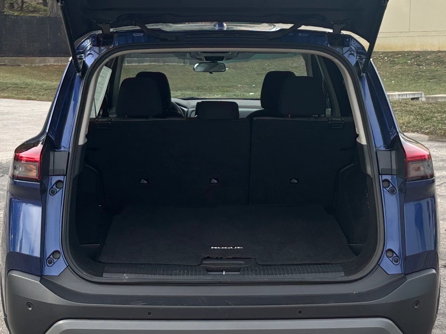 Thumbnail: 2023 Nissan Rogue - 6