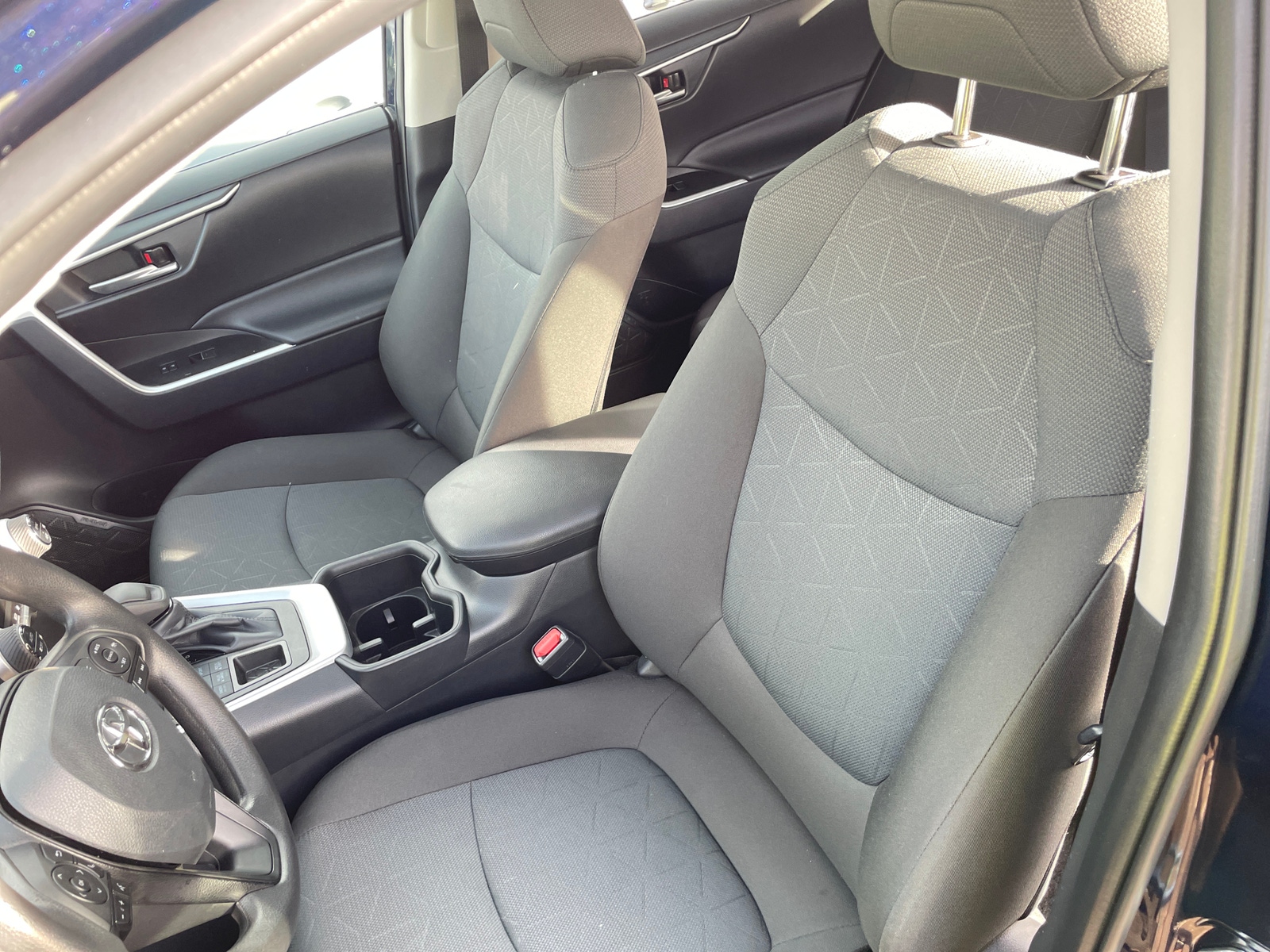 Thumbnail: 2025 Toyota RAV4 - 2